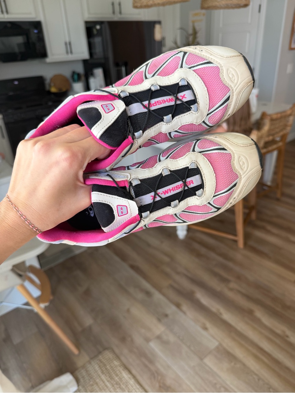 Salomon Women's Pink and Cream XT-6 Whisper - Picture 2 of 3